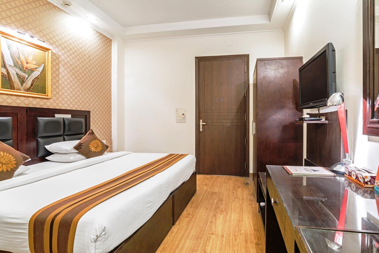 Royal Residence Mg Road Gurgaon Esterno foto
