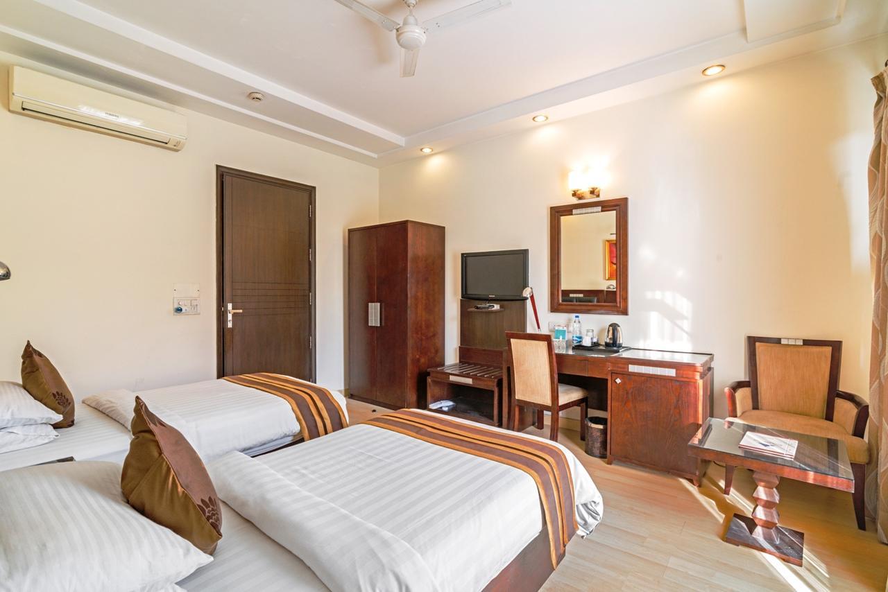 Royal Residence Mg Road Gurgaon Esterno foto