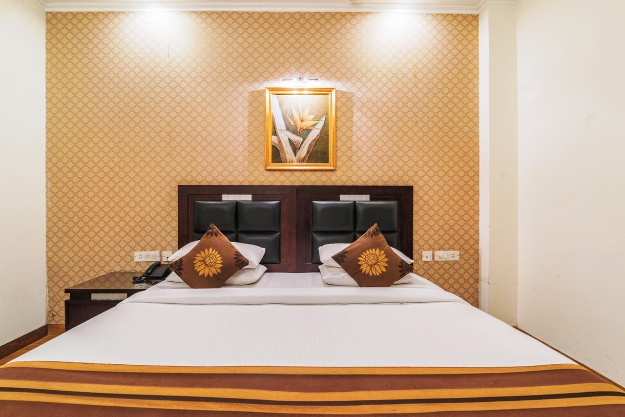Royal Residence Mg Road Gurgaon Esterno foto